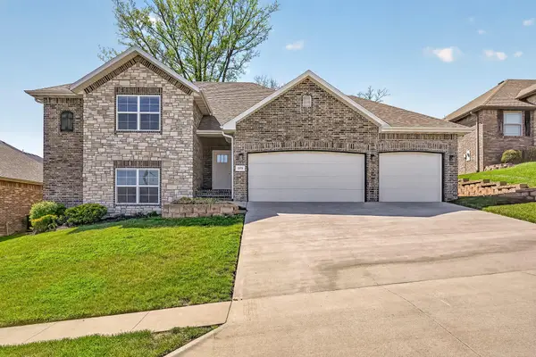 5375 S Twelve Oaks Road, Springfield, MO 65810