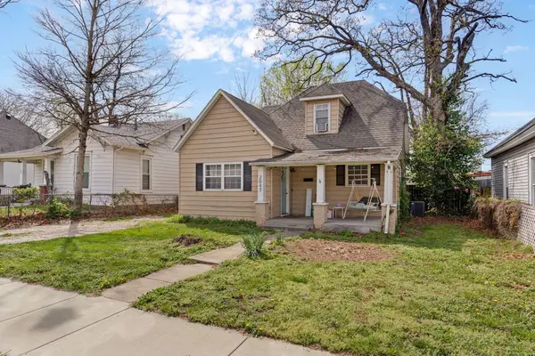 2047 N Ramsey Avenue, Springfield, MO 65803