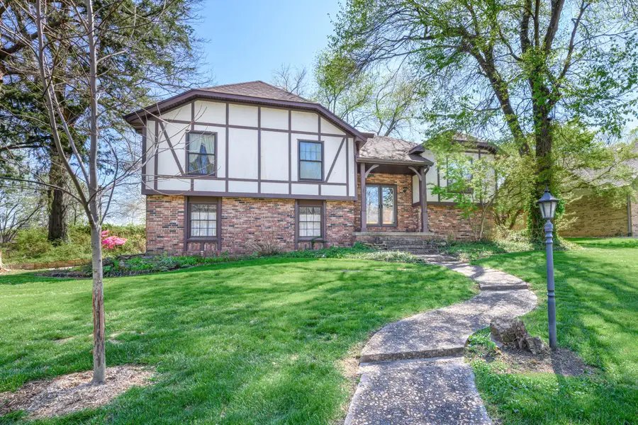 4158 E Linwood Street, Springfield, MO 65809 - #2