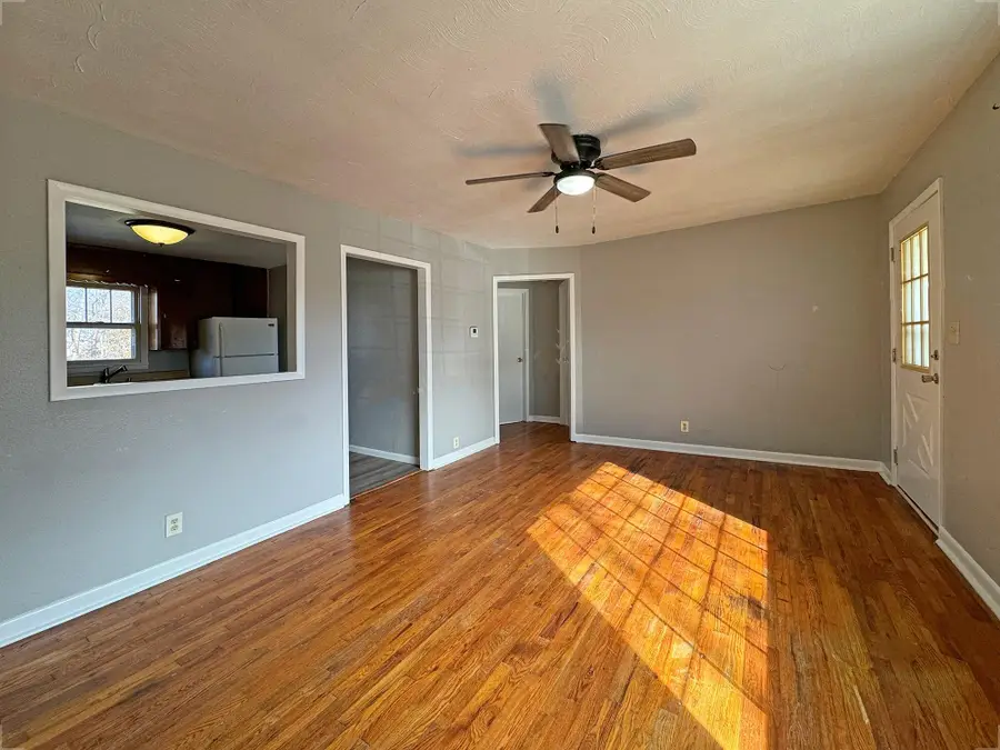 1635 W Lynn Street, Springfield, MO 65802 - #3