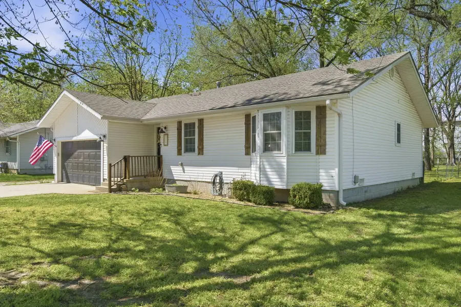 1815 N Marlan Avenue, Springfield, MO 65803 - #2