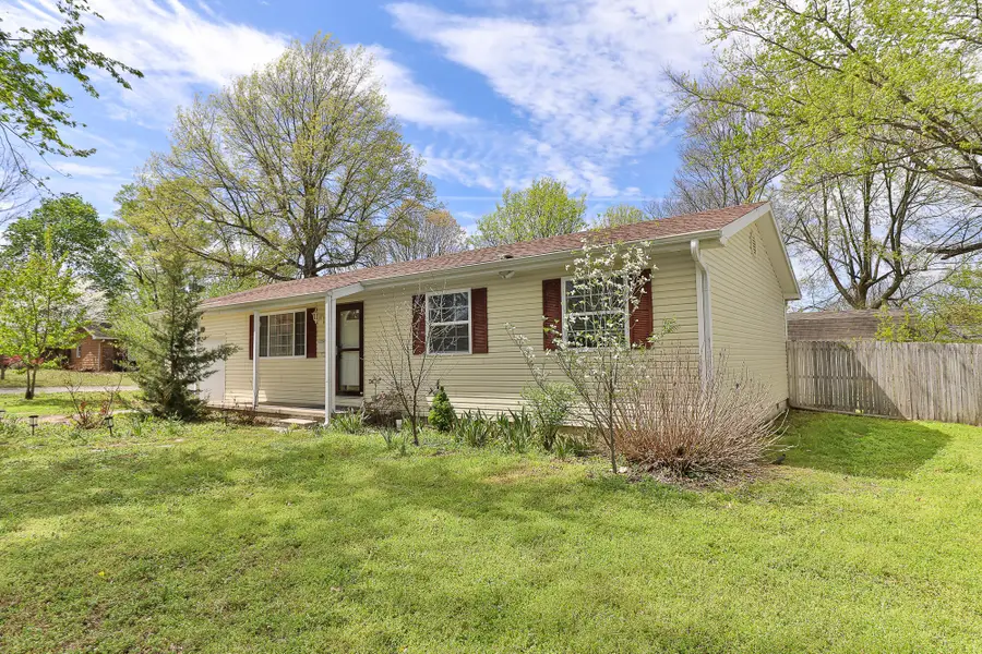 521 N Forest Lane, Republic, MO 65738 - #2