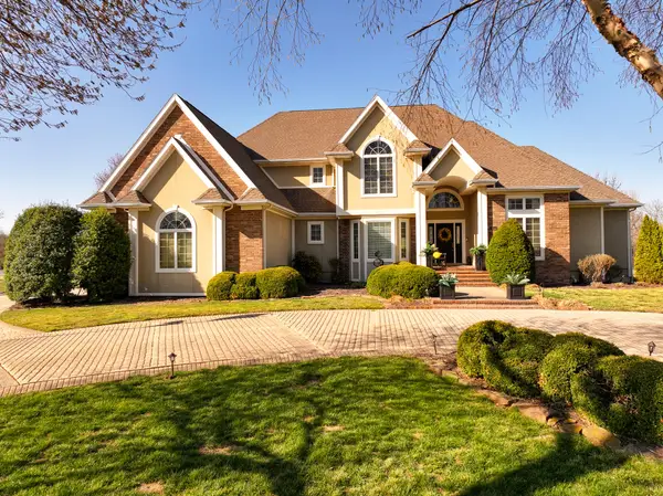 304 Reavley Drive, Lamar, MO 64759