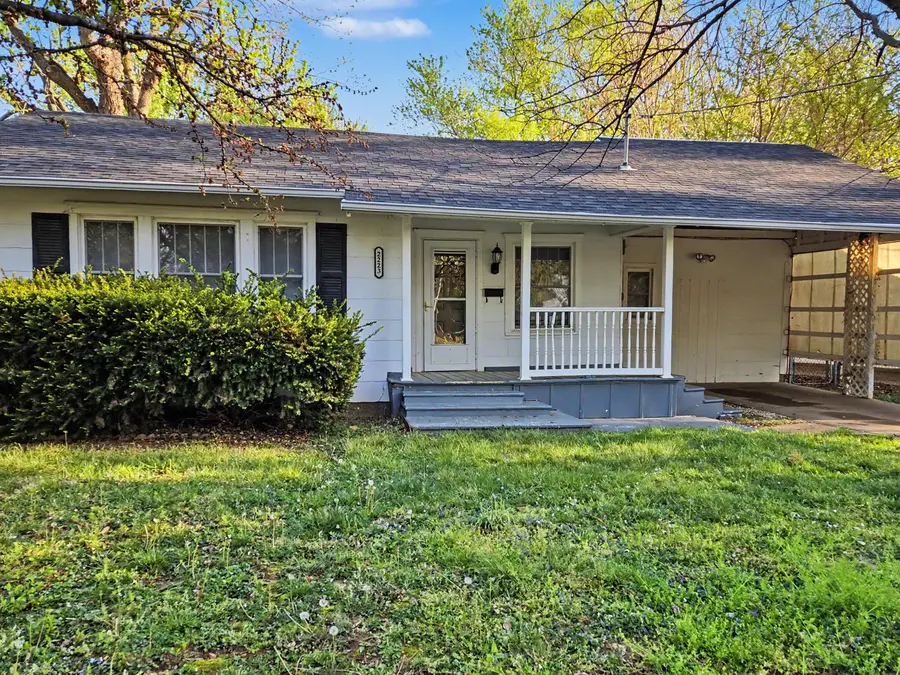 2223 W Elm Street, Springfield, MO 65806 - #3