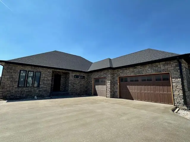 1758 E Peartree Drive, Ozark, MO 65721 - #1