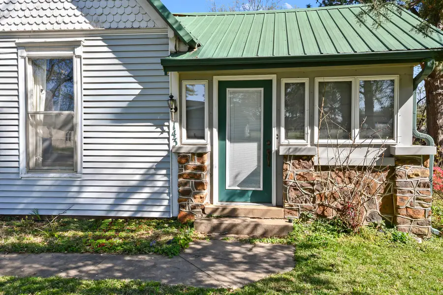 143 W Russell Avenue, Billings, MO 65610 - #3