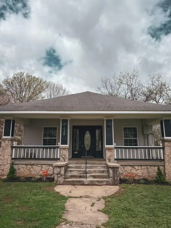 324 Saint Johns Street, Neosho, MO 64850