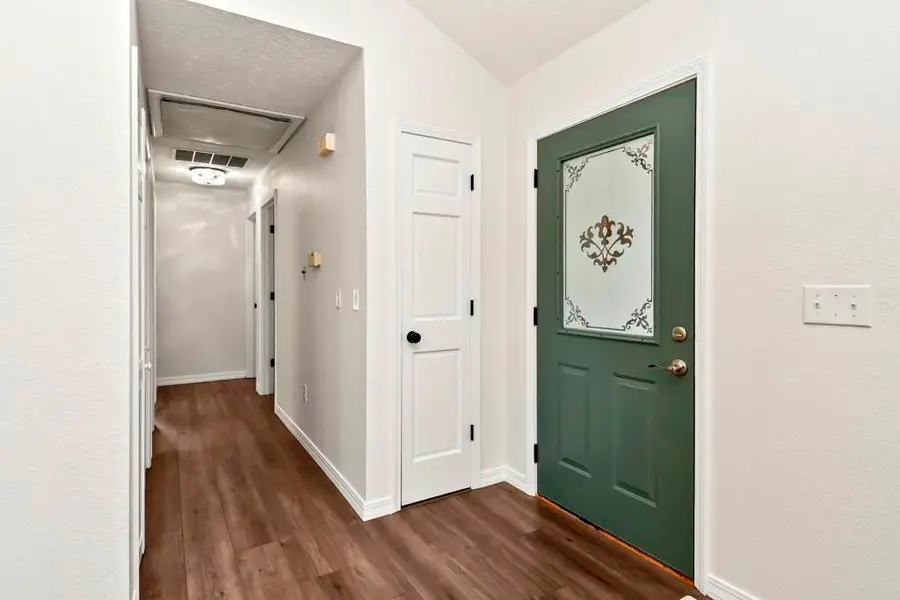 206 N Hightower Avenue, Nixa, MO 65714 - #3