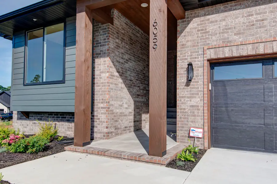 6059 S Clay Avenue, Springfield, MO 65810 - #3