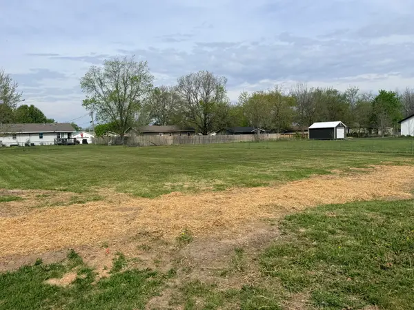 000 Robin Road, Mountain Grove, MO 65711