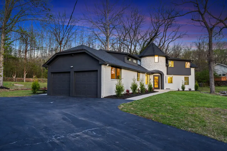 5554 S Woodcliffe Drive, Springfield, MO 65804 - #3