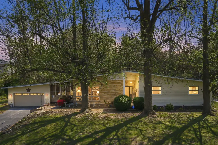 702 W Hubble Drive, Marshfield, MO 65706 - #2