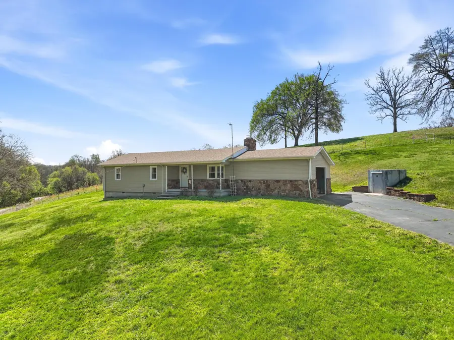 577 Mcnatt Road, Neosho, MO 64850 - #2