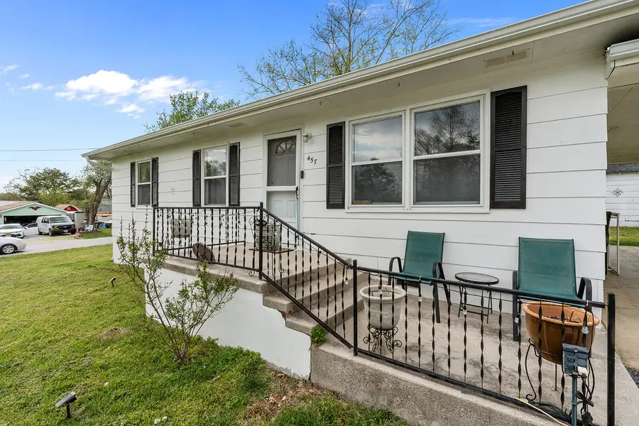 457 W Burford Street, Marshfield, MO 65706 - #3