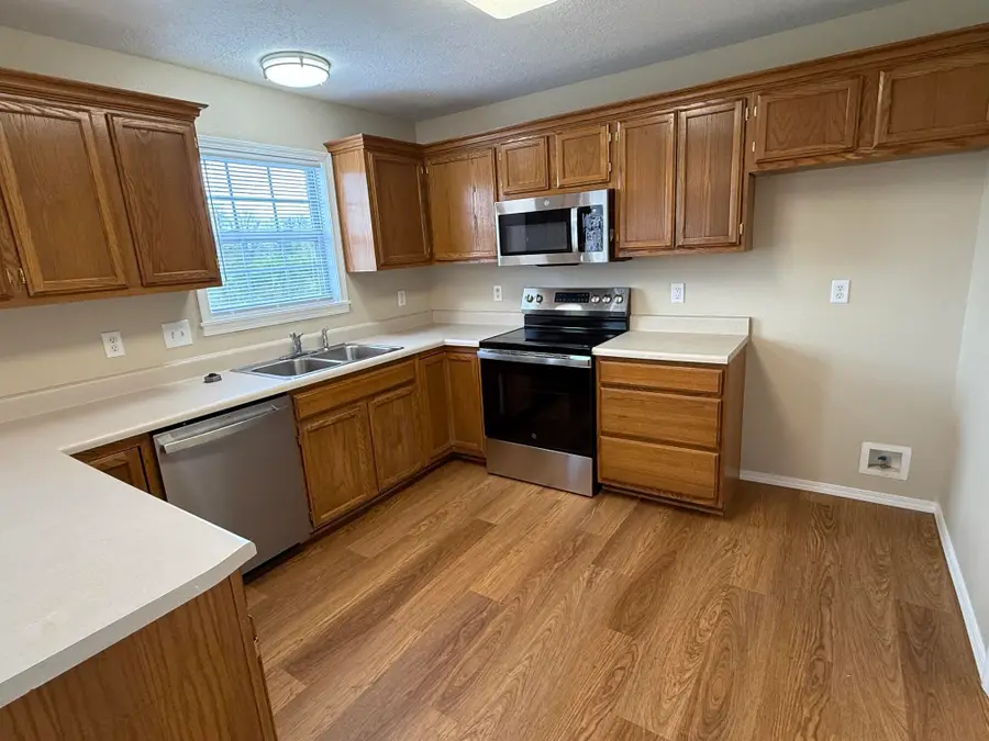 220 Kori Court, Mount Vernon, MO 65712 - #3