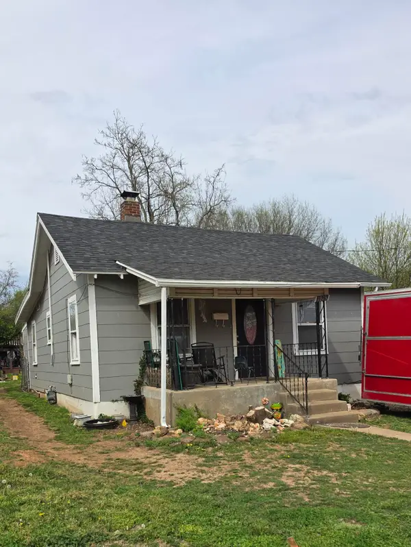 1813 W Lincoln Street, Springfield, MO 65806
