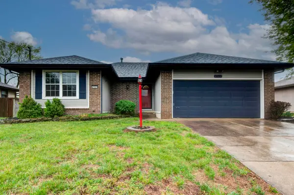 2127 S Golden Avenue, Springfield, MO 65807