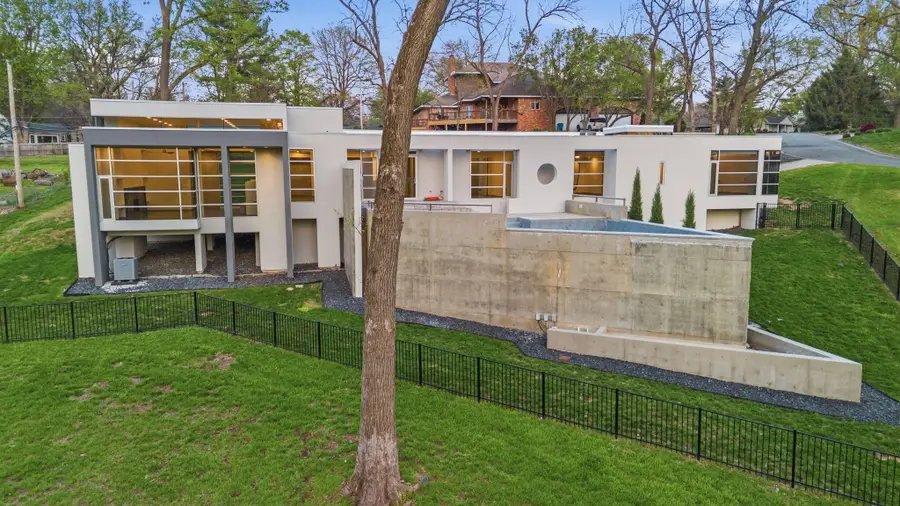 3023 E Inglewood Court, Springfield, MO 65804 - #2