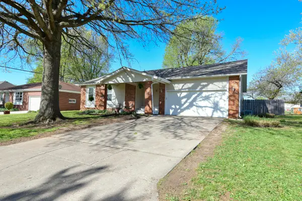 3409 S Rogers Avenue, Springfield, MO 65804