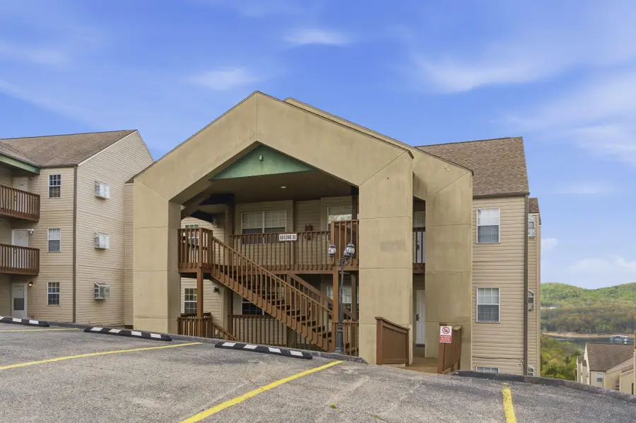 38 Lantern Bay Lane #Apt 3, Branson, MO 65616 - #2