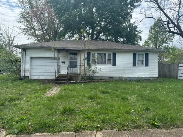 712 W 1st Street, Mountain Grove, MO 65711