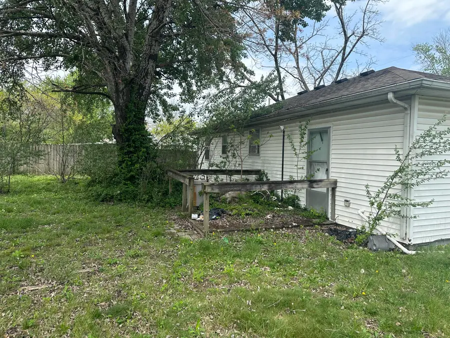 712 W 1st Street, Mountain Grove, MO 65711 - #2