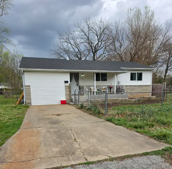 1717 W Webster Street, Springfield, MO 65802