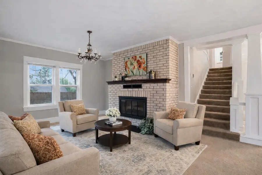 215 E Mckinney Street, Neosho, MO 64850 - #2