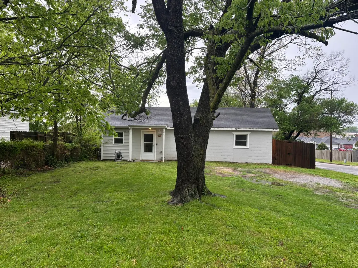 802 S Brownell Avenue, Joplin, MO 64801 - #1