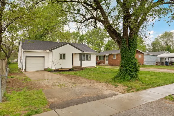 721 N Hillcrest Avenue, Springfield, MO 65803