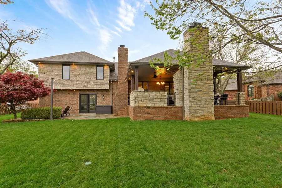 5109 S Winslow Court, Springfield, MO 65810 - #2