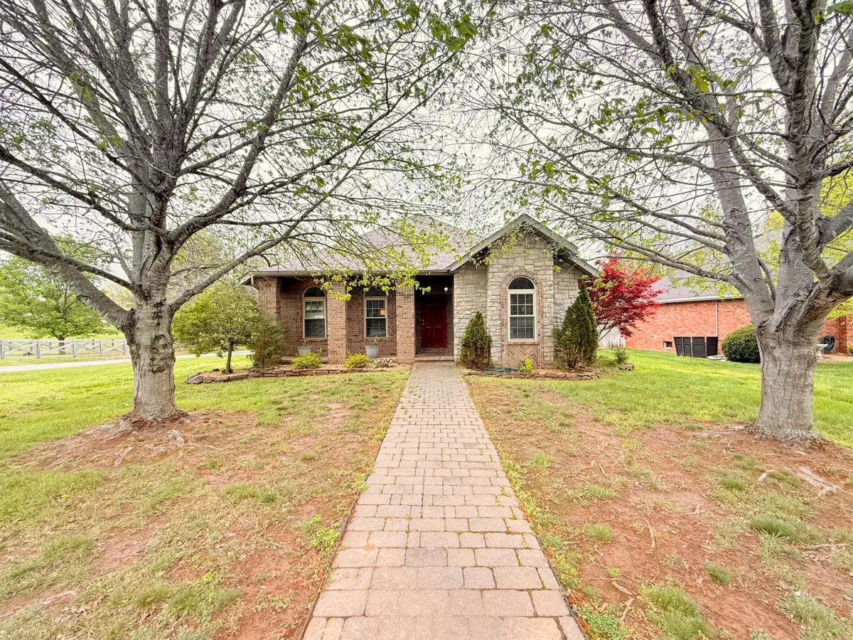 517 S Stonehurst Street, Nixa, MO 65714 - #1