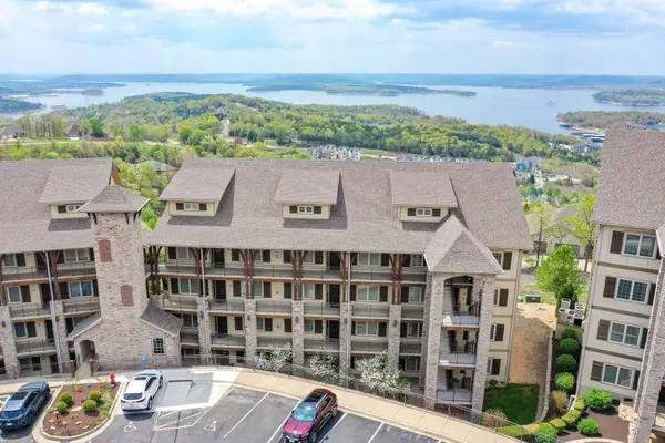 53 Royal Vista Drive #Unit 206, Branson, MO 65616