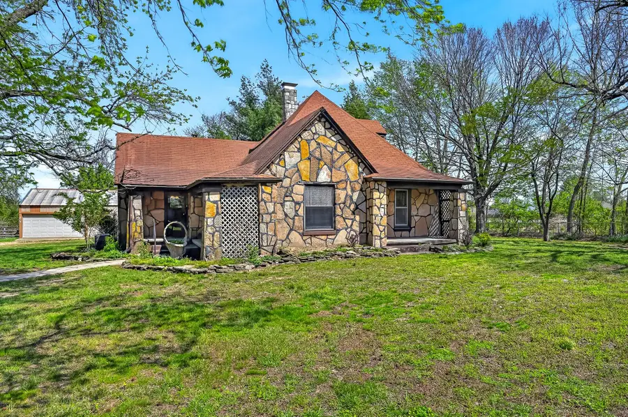 3751 W Farm Road 168, Springfield, MO 65807 - #2