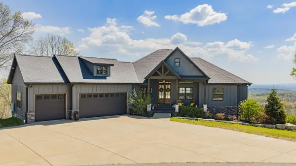 226 Chalcedony Court, Branson West, MO 65737
