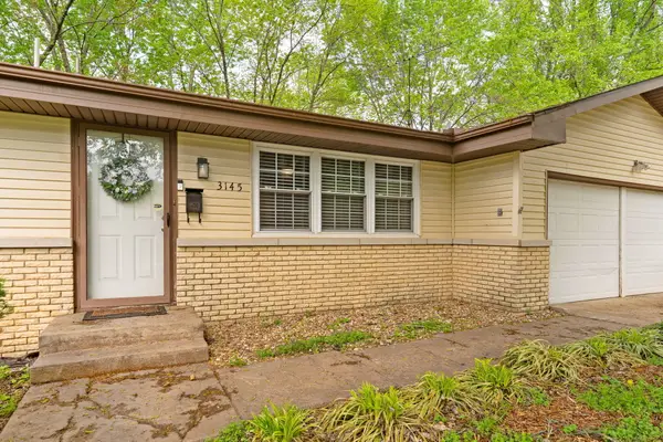 3145 S Dayton Avenue, Springfield, MO 65807