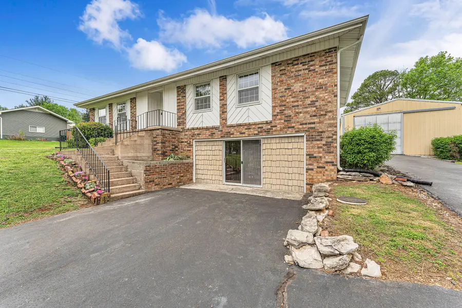 143 Park Boulevard W, Ozark, MO 65721 - #3