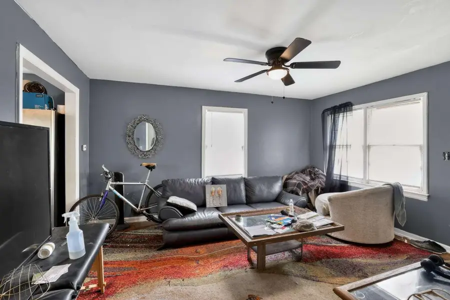 5409 Norton Avenue, Kansas City, MO 64130 - #2