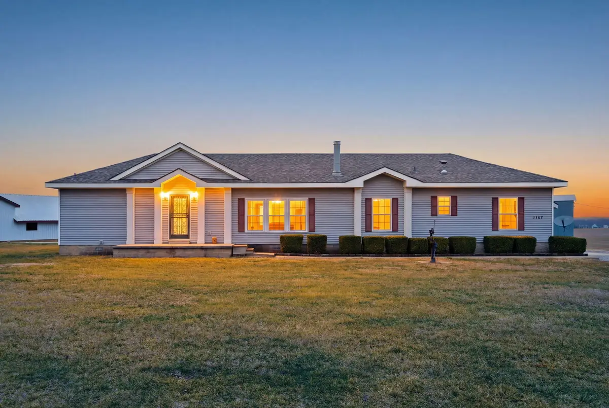 7157 E Farm Road 84, Strafford, MO 65757 - #1