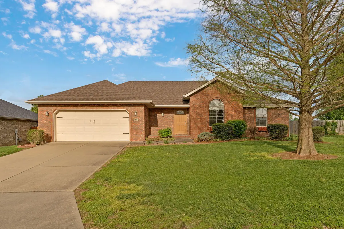 6002 N 7th Avenue, Ozark, MO 65721 - #1