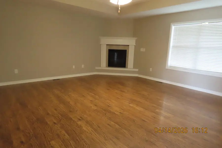 5796 S Parkhill Avenue, Springfield, MO 65810 - #2