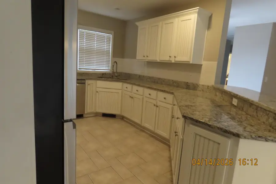 5796 S Parkhill Avenue, Springfield, MO 65810 - #3