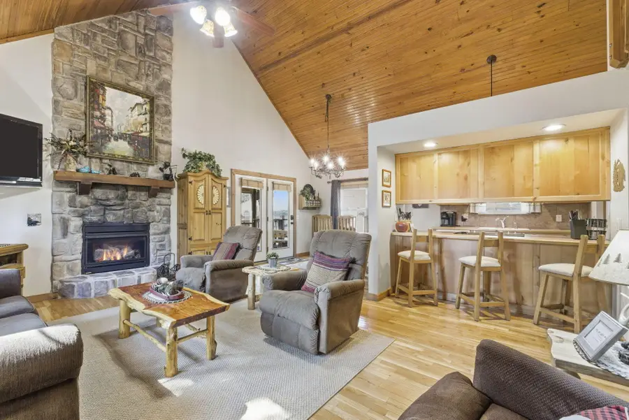 102 Lost Creek Circle, Branson West, MO 65737 - #3