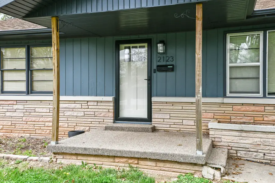 2123 S Prairie Lane, Springfield, MO 65804 - #3