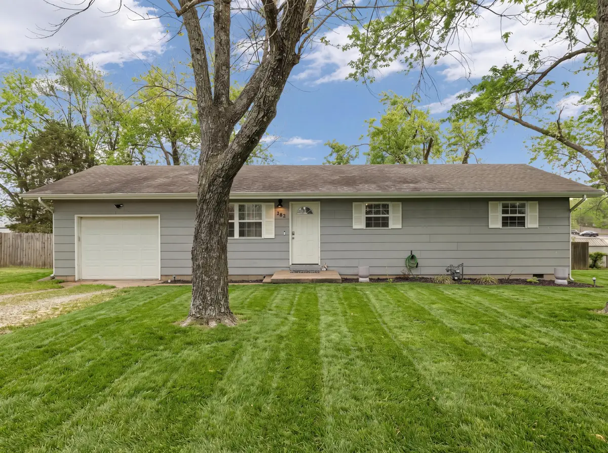 302 S Delaware Street, Nixa, MO 65714 - #1