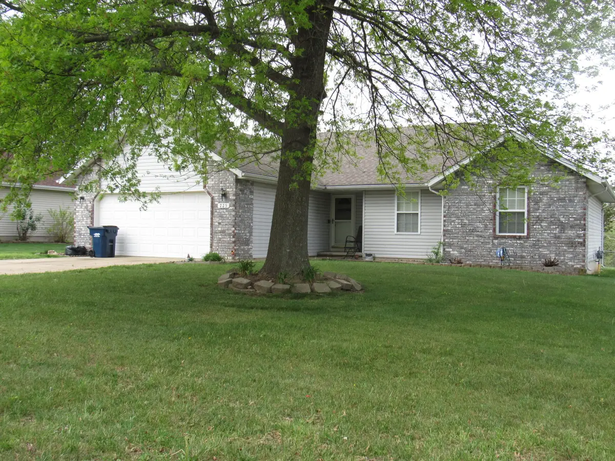 725 Poplar Court, Marshfield, MO 65706 - #1