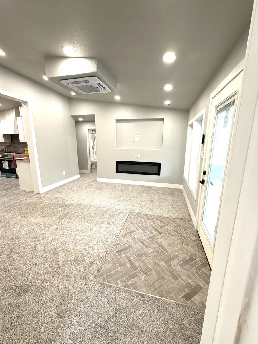 910 N Ash Street, Mountain View, MO 65548 - #3