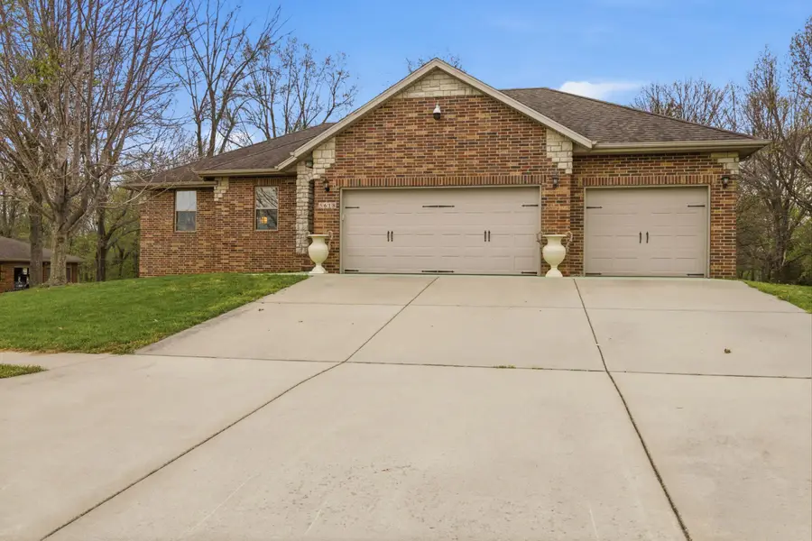 5618 E Pearson Parkway, Strafford, MO 65757 - #3