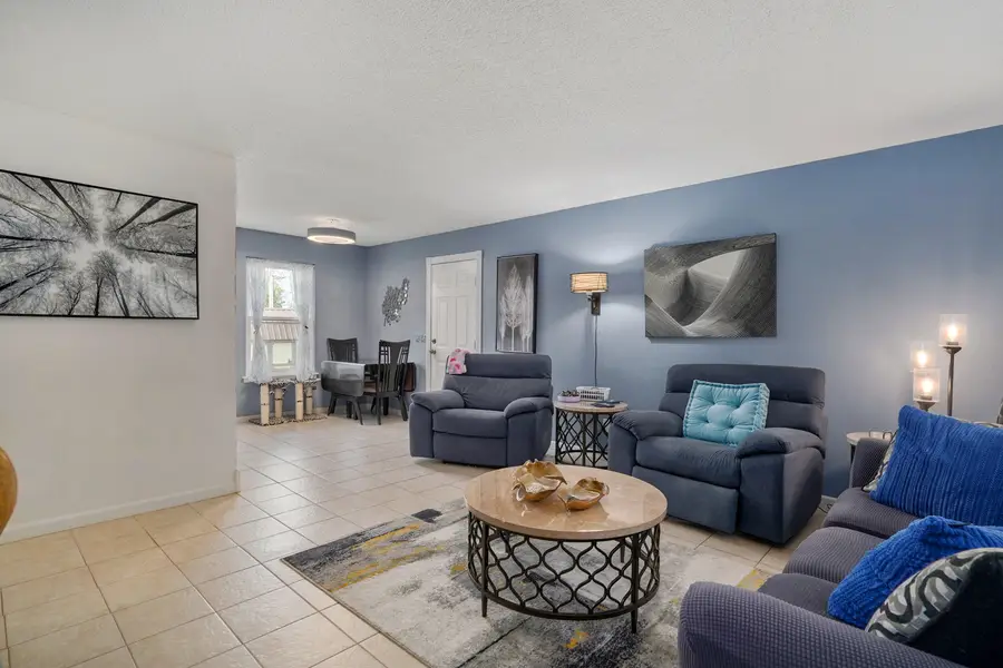 709 E Barracuda Drive, Nixa, MO 65714 - #2