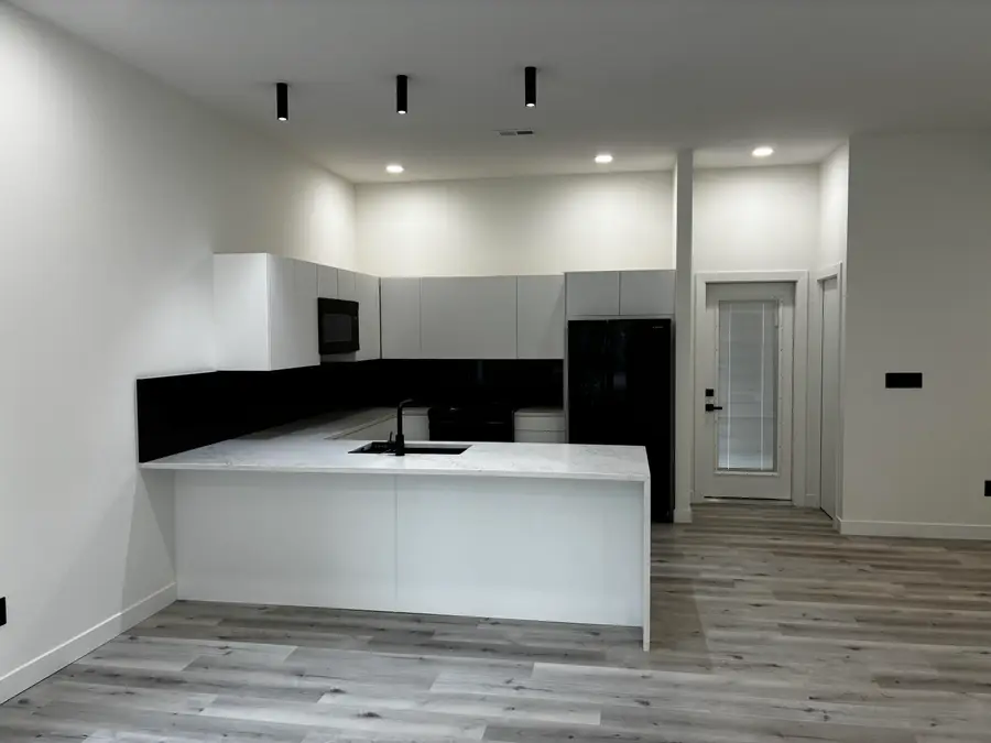 2552 W Madison Street, Springfield, MO 65802 - #3